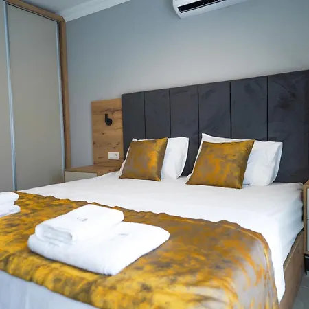 Han Apart Hotel Side 4* Sidé