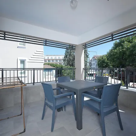 公寓式酒店 Han Apart Hotel Side 锡德