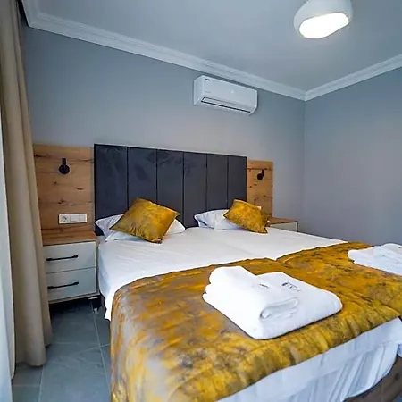 Han Apart Hotel Side 4* Sidé