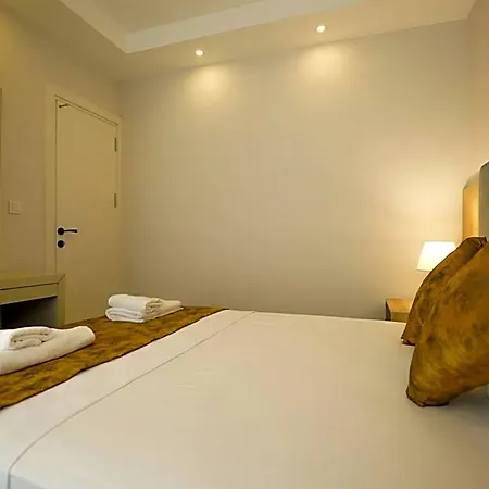 Han Apart Hotel Side 4* Sidé